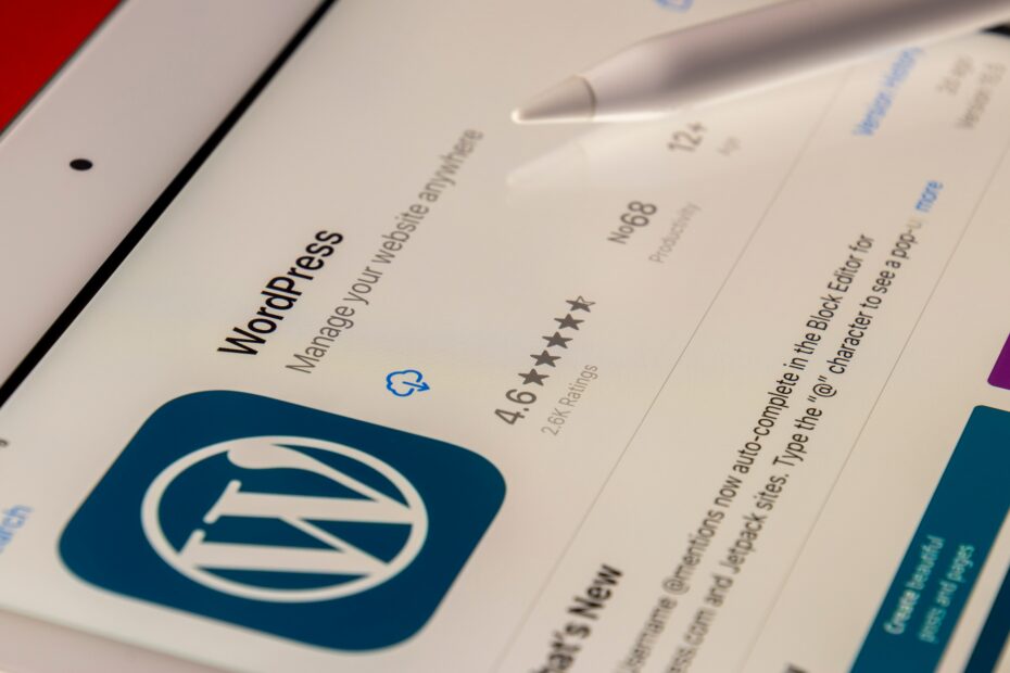 The 10 Best WordPress Social Community Plugins and Themes